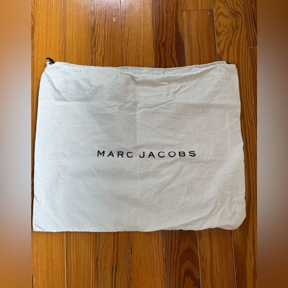 Marc Jacob’s Duster Bag - Picture 1 of 3